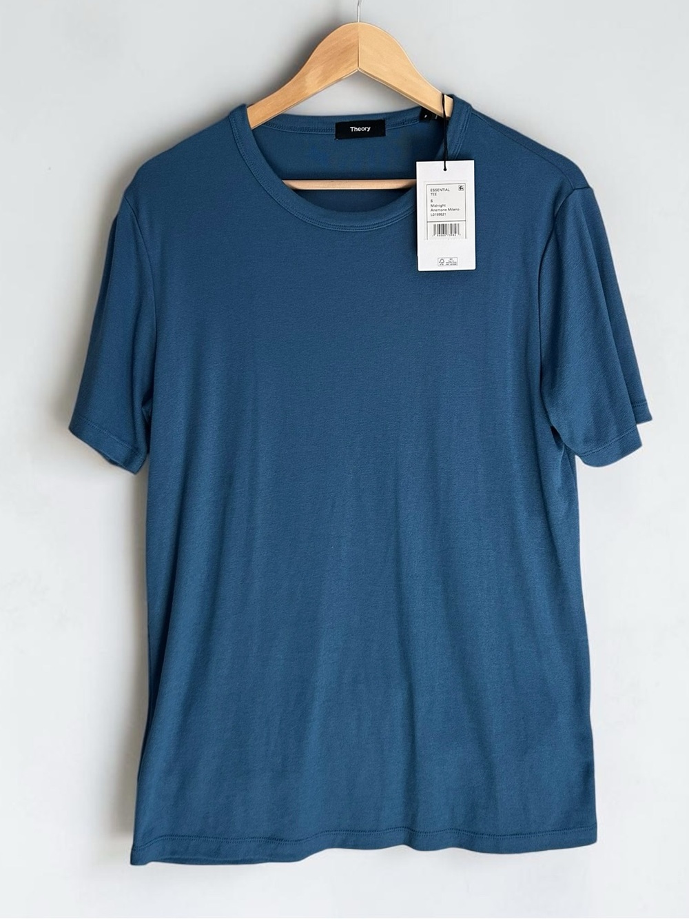 NWT Theory Essential Tee Anemone Milano Modal Midnight Men's Sz Small
